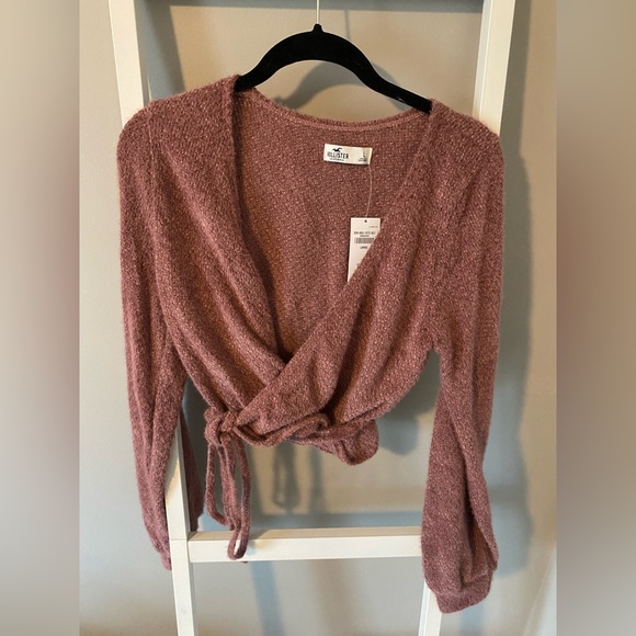 Hollister Cropped Wrap Top - Picture 1 of 5